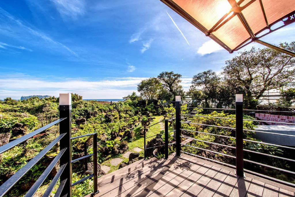 Olleyo Resort Сеогвипо Екстериор снимка