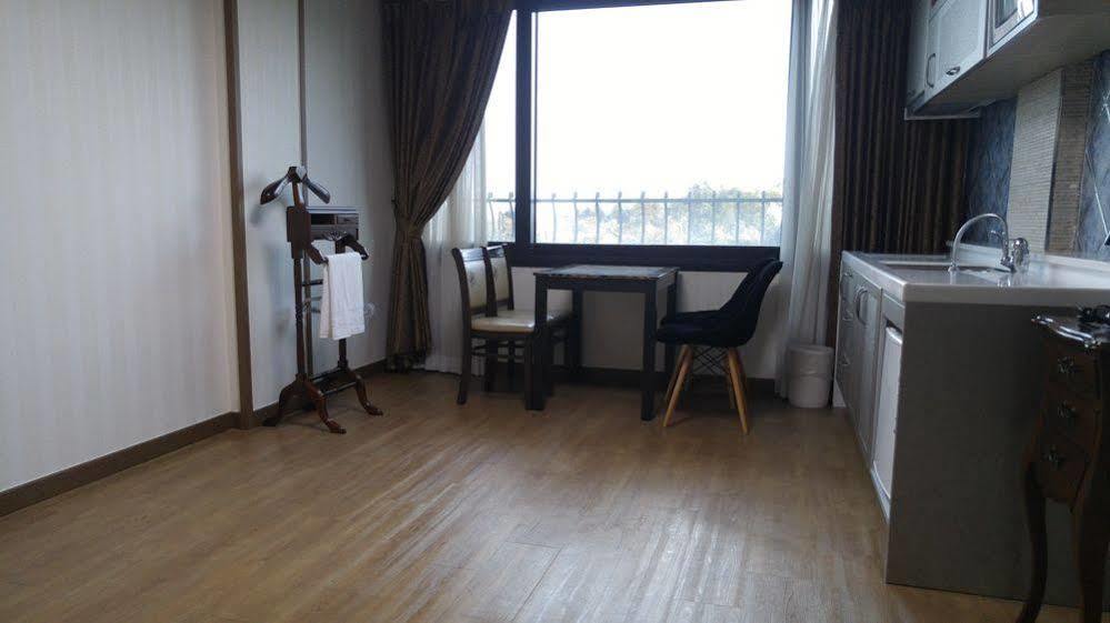 Olleyo Resort Сеогвипо Екстериор снимка